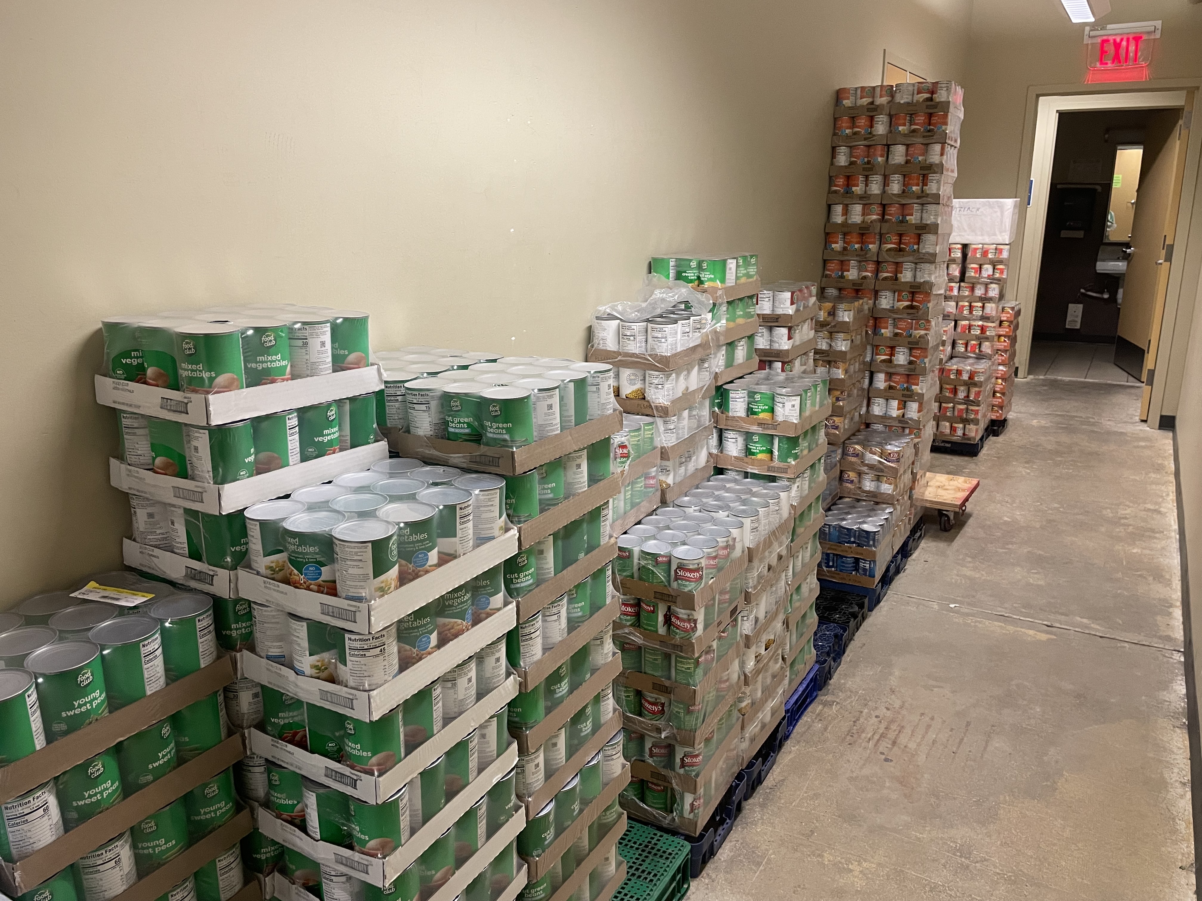 Stocked pantry shelves at Cheney Cupboard